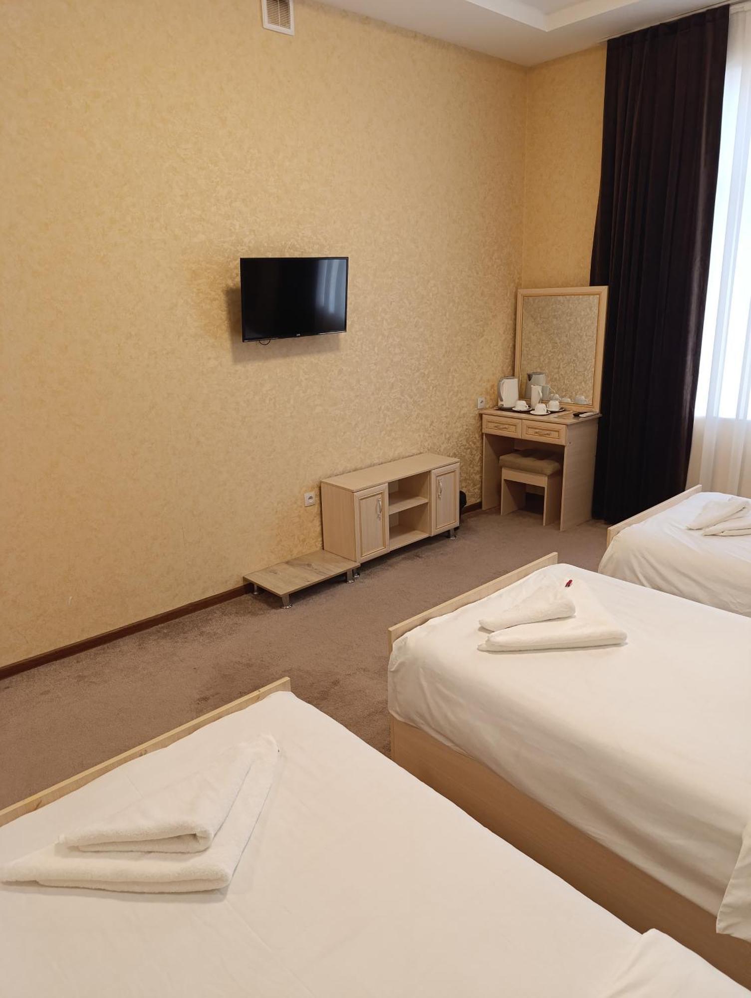 Grand Karavan Hotel Taschkent Exterior foto