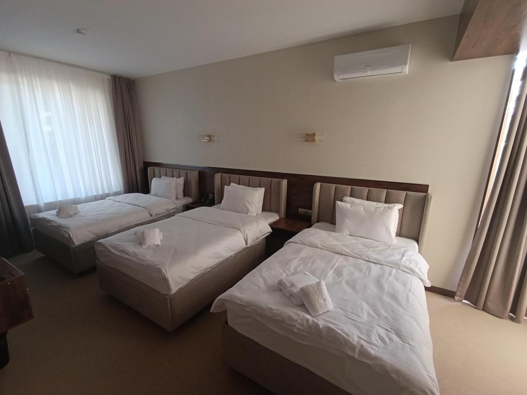 Grand Karavan Hotel Taschkent Exterior foto