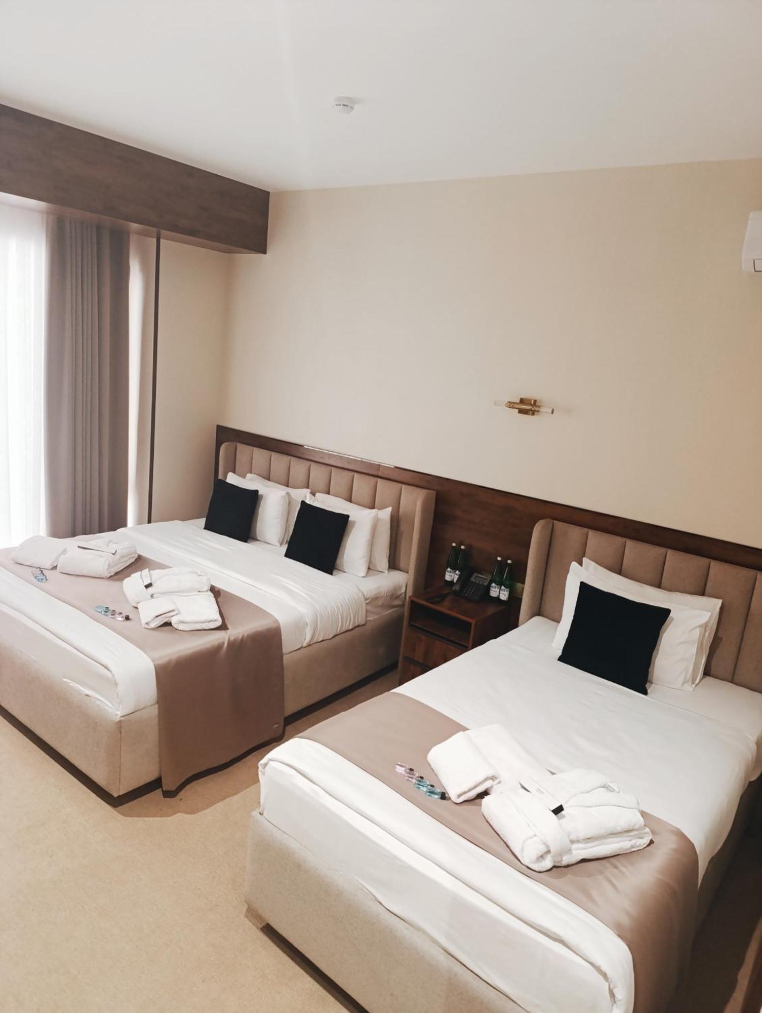 Grand Karavan Hotel Taschkent Zimmer foto