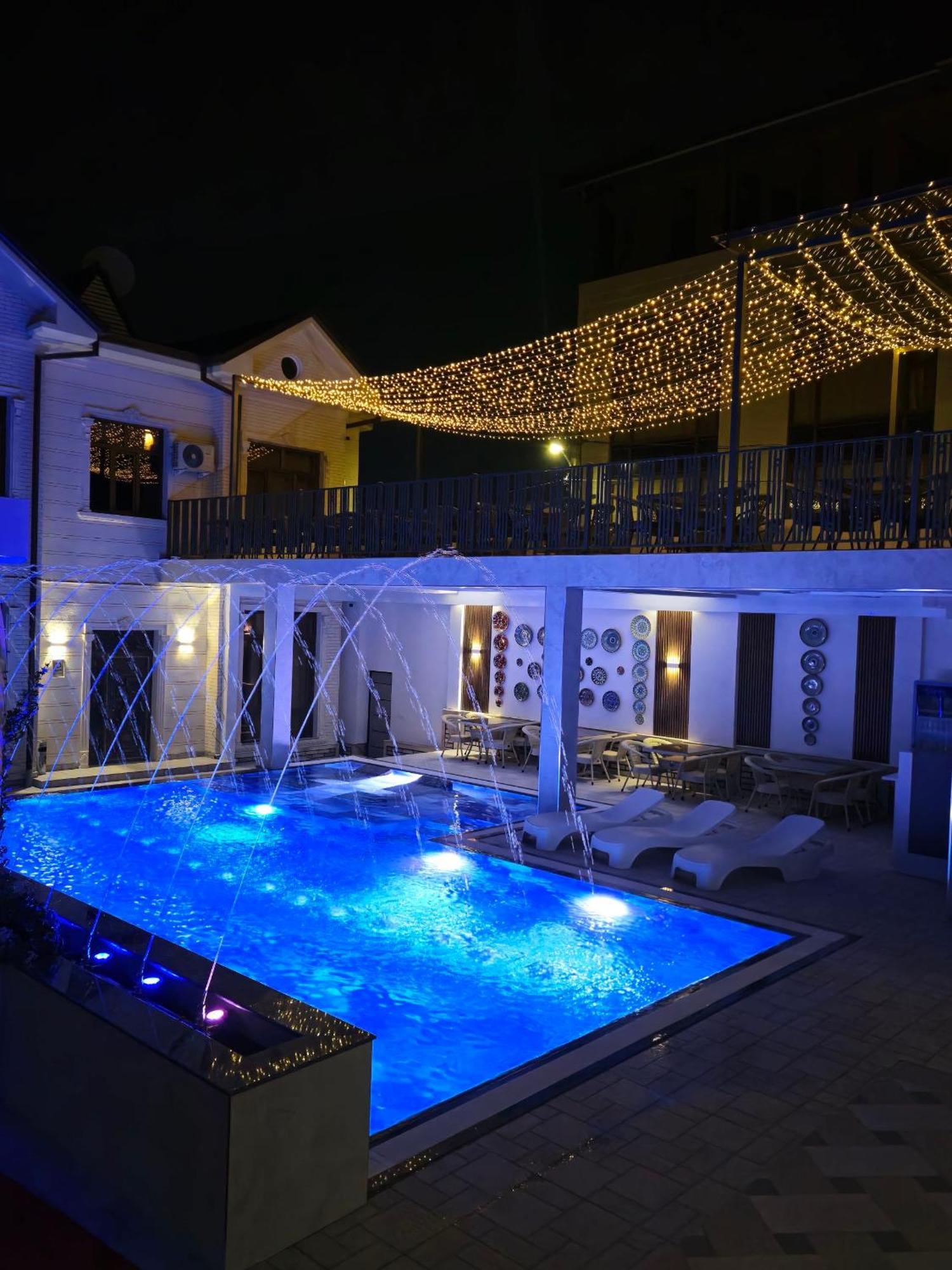 Grand Karavan Hotel Taschkent Exterior foto
